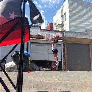 Meet your Posher, Carissa